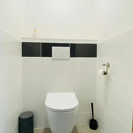 Homestay The Share House Tille