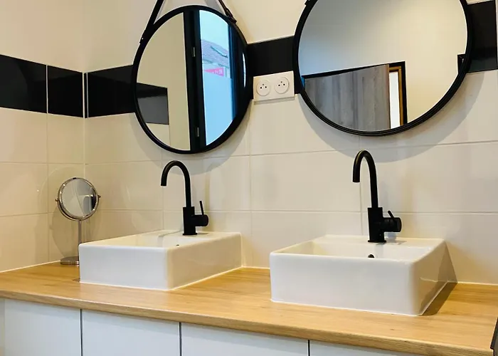 The Share House 民宿