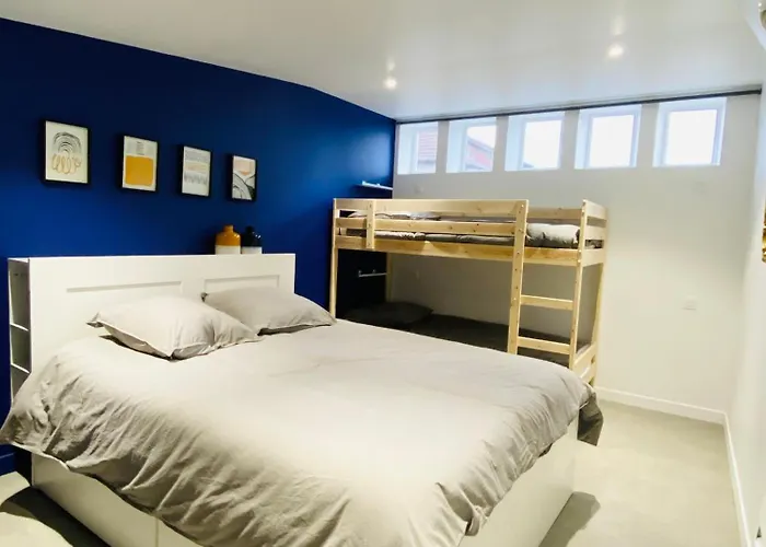 The Share House 民宿 *